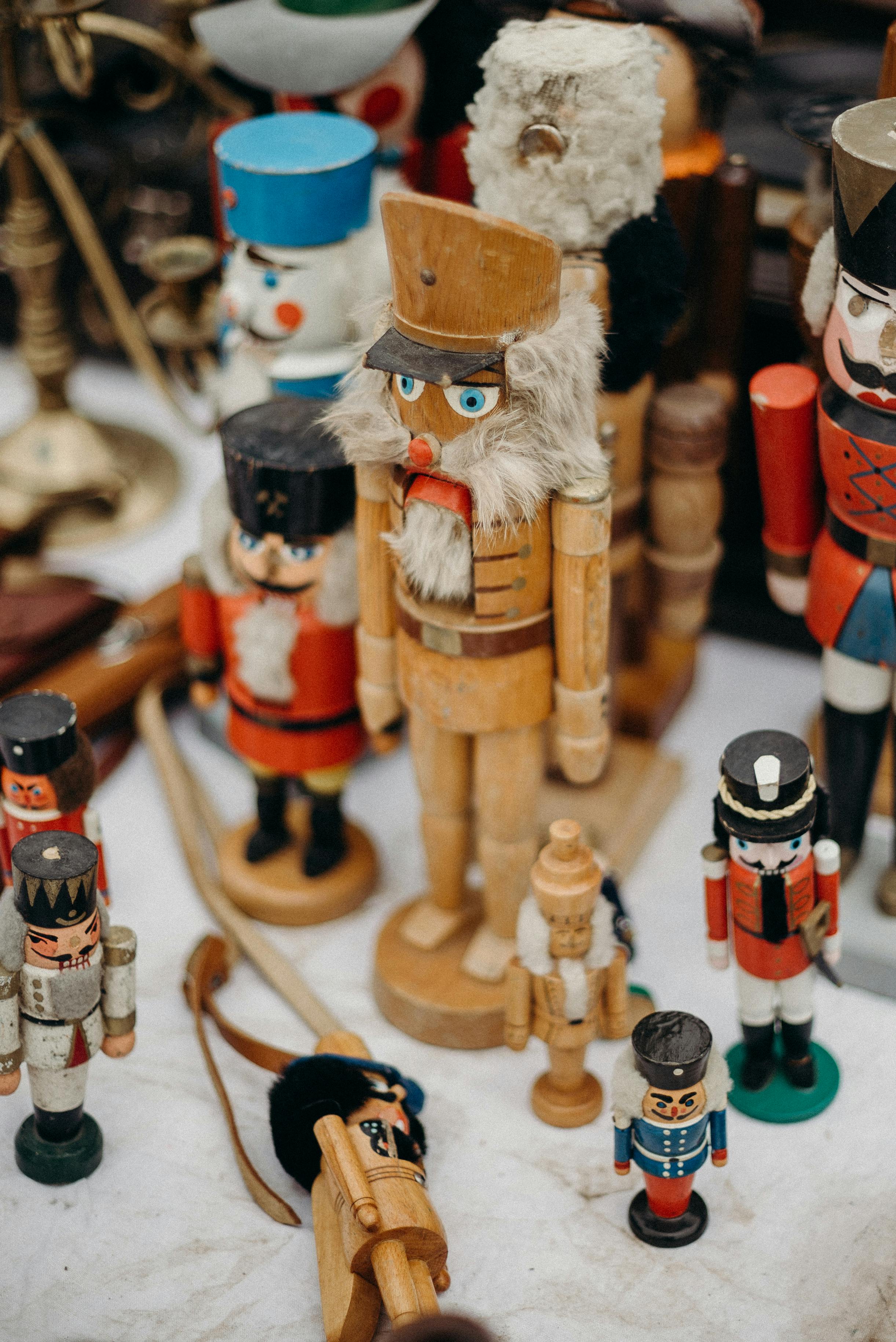 Holiday Craft Fairs Near Sebago Lake (2025): Shop Local Gifts & Handmade Treasures